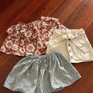 OshKosh B'gosh Floral and Solid Skirt Set